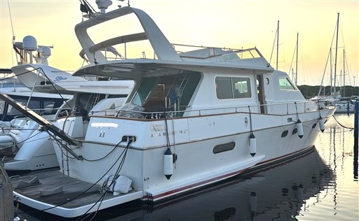 Alfamarine 16,50 Fly