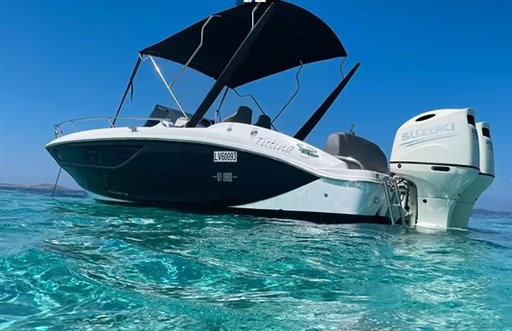 Sessa Marine Key Largo 27