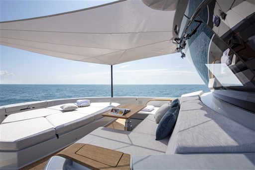 13_BMF6097 bow lounge