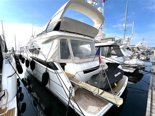 Princess Yachts 56