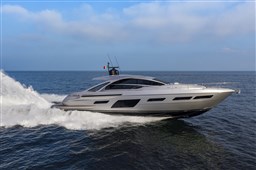 Pershing_7X_Cruising-0002_43054