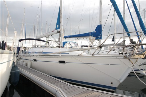 Bavaria 33