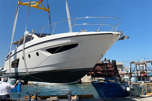Azimut Atlantis 44