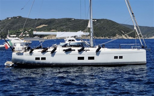Hanse 548