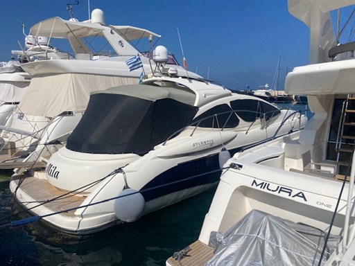 Atlantis 55