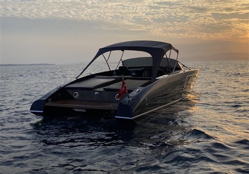 PHOTO-2020-10-28-22-23-03 2.jpg