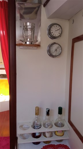 bar.JPG