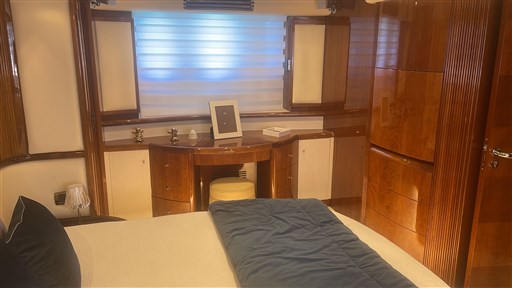 PHOTO-2022-11-30-12-35-53 3.jpg