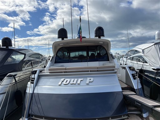 Pershing 62