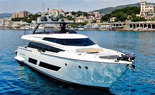 Ferretti Yachts 850