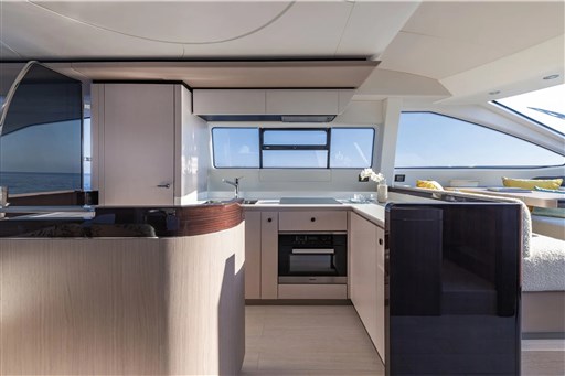 Azimut-72-Yacht-Solstice-25.jpg