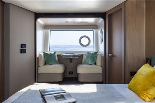 Azimut-72-Yacht-Solstice-27.jpg