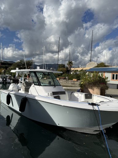 Bertram Yacht 34 Cc