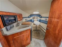 Glastron GS 259 (12 of 43).jpg