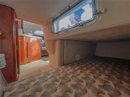 Glastron GS 259 (6 of 43).jpg