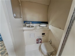 Glastron GS 259 (15 of 43).jpg