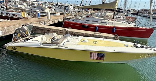 Magnum Marine 27 – 1970 - VDS Yachts
