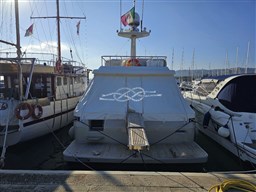 02.jpg