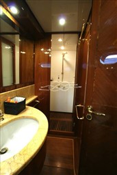 DSC08050.jpg
