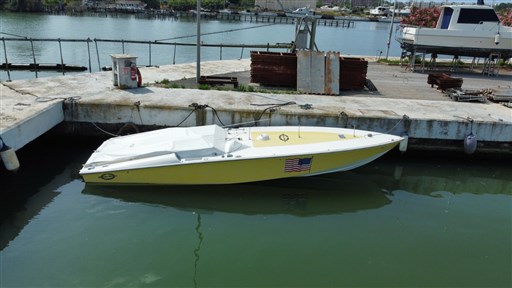 Magnum Marine 27 – 1970 - VDS Yachts