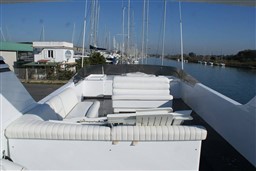 DSC01985.jpg