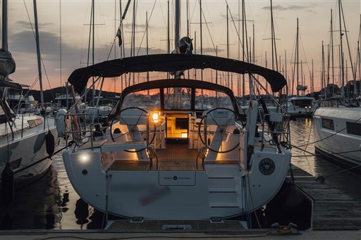 Hanse 508