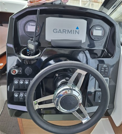 JEANNEAU MERRY FISHER 795 2021 RYB (14)