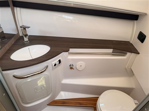 SALPA SOLEIL 33 2025 RYB (6)