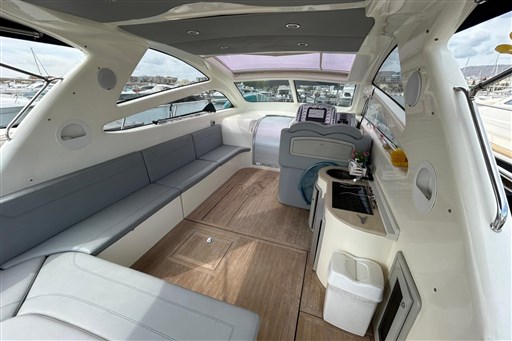 AIRON MARINE 4300 T- TOP 2007 RYB (5)