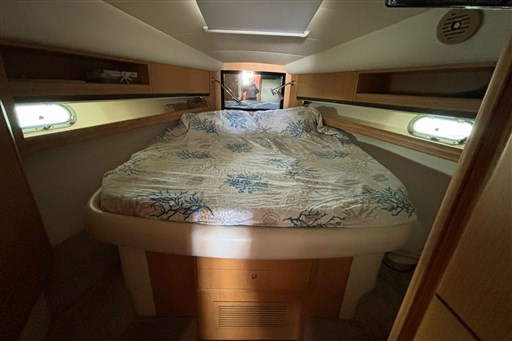 AIRON MARINE 4300 T- TOP 2007 RYB (2)