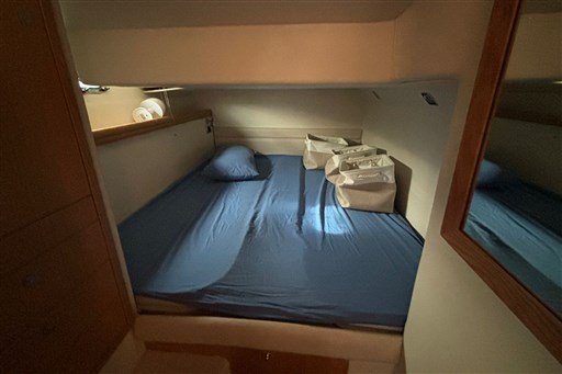 AIRON MARINE 4300 T- TOP 2007 RYB (11)