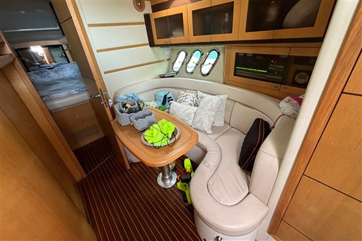 AIRON MARINE 4300 T- TOP 2007 RYB (1)