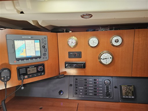 DUFOUR 425 GL 2007 RYB  (2)