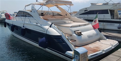Princess Yachts V 55