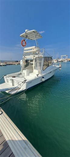 Luhrs 320t Ournament