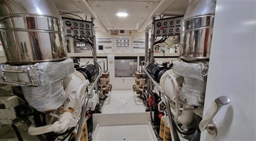 VERSIL FALCON 82S RYB (15)