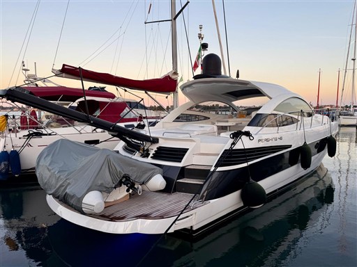 Pershing 46'