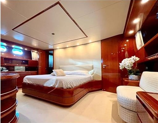 SANLORENZO SL82 2007 RYB (10)