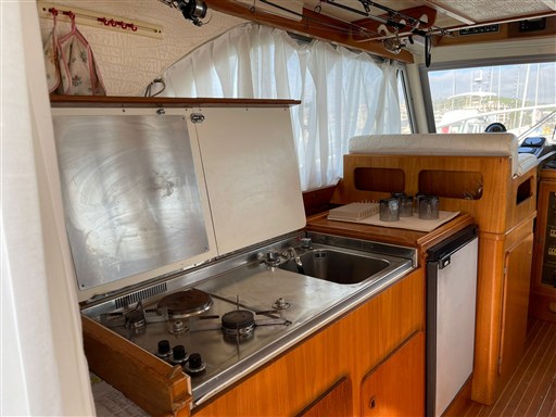 CALAFURIA 41 1985 RYB (9)