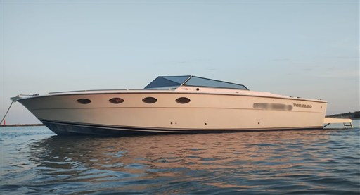 Tornado 38' Classic