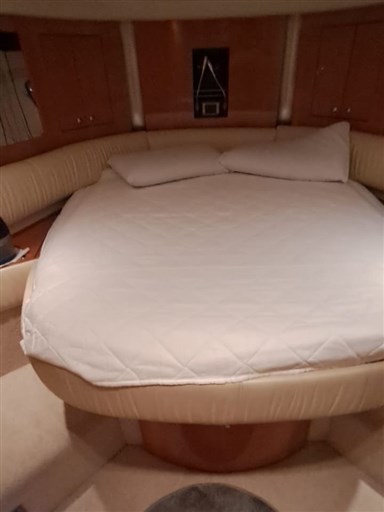 Fairline 52 Targa HT 2005 RYB (37)