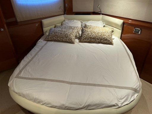 PRESTIGE 42S 2010 (REFIT 2022) CNM&CO genn2023 (35) (FILEminimizer)