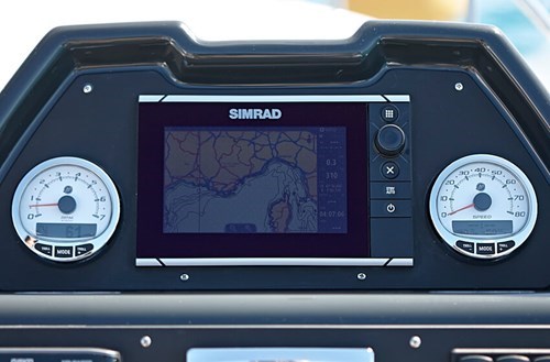755-sundeck-dtls-877_smartcraft-speedometer-tachometer_f
