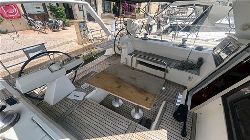 Beneteau_Sense_50_41