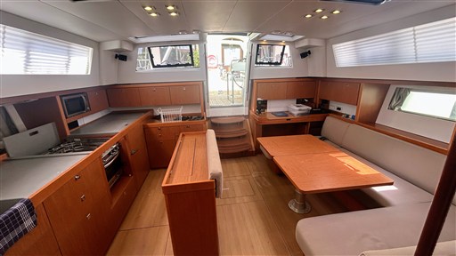 Beneteau_Sense_50_18