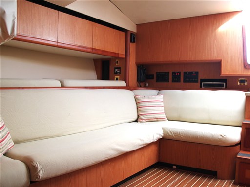 Luhrs 41 Open (2008) 