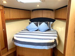 Luhrs 41 Open (2012) 