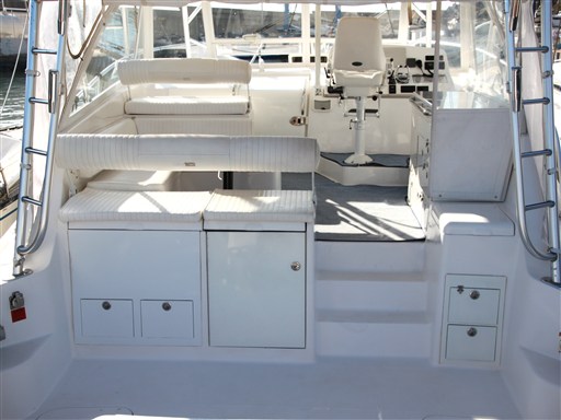 Luhrs 41 Open (2016) 