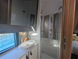 Fjord 490 2025  (11)