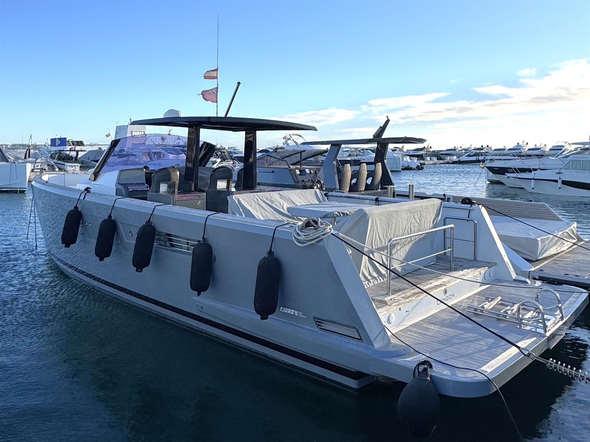 Fjord 40 Open 2012  (1)